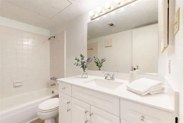 $129,000 | 4748 Old Bent Tree Lane, Unit 808, Dallas, TX 75287