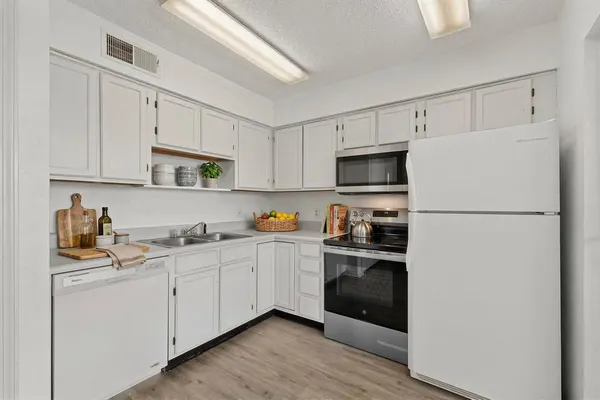 $129,000 | 4748 Old Bent Tree Lane, Unit 808, Dallas, TX 75287