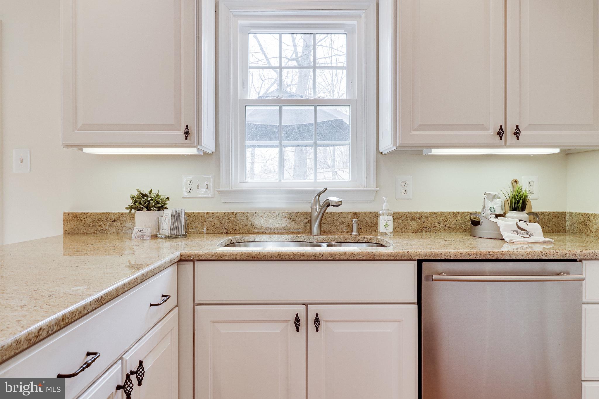 6951 Cottontail Court Springfield, VA 22153 - Photo 14 of 72 Under cabinet lighting