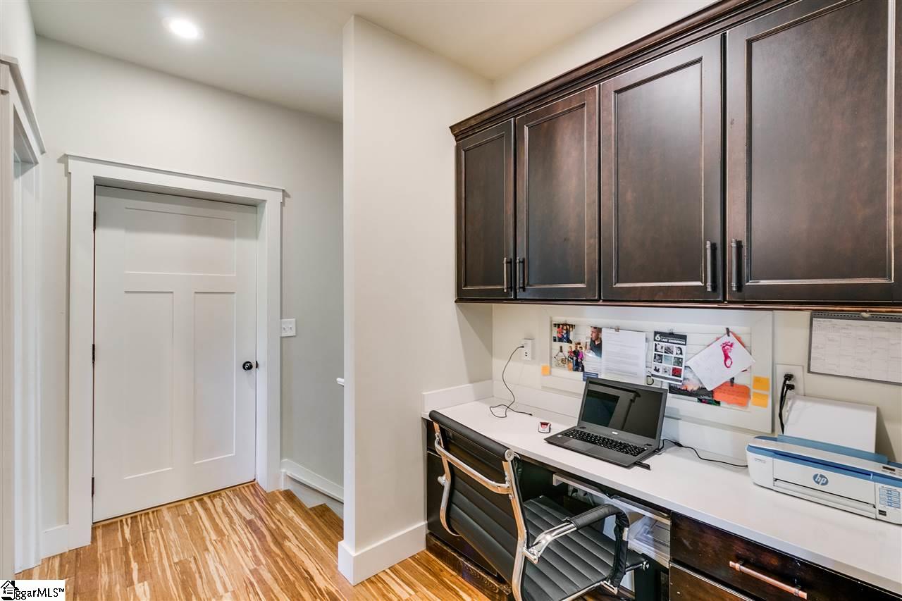 19 M-Pd-29 Greer, SC 29651 - Photo 15 of 36 Gallery Image 15