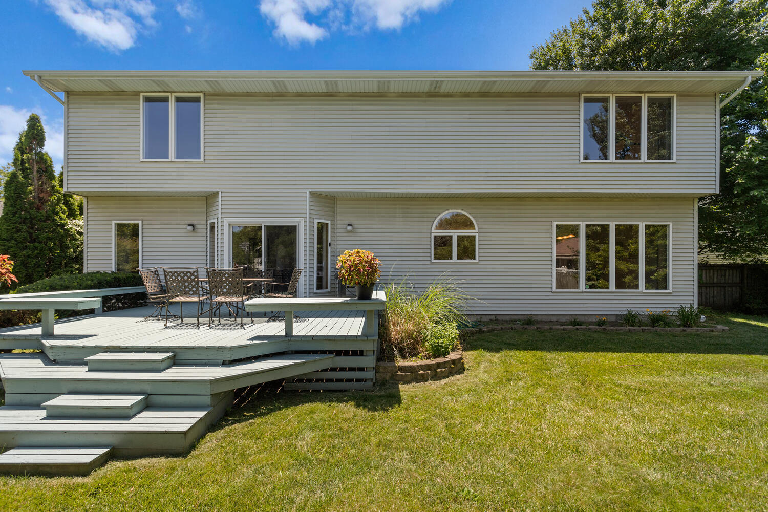 2606 Willoughby Road Champaign, IL 61822 - Photo 35 of 42 Gallery Image 35