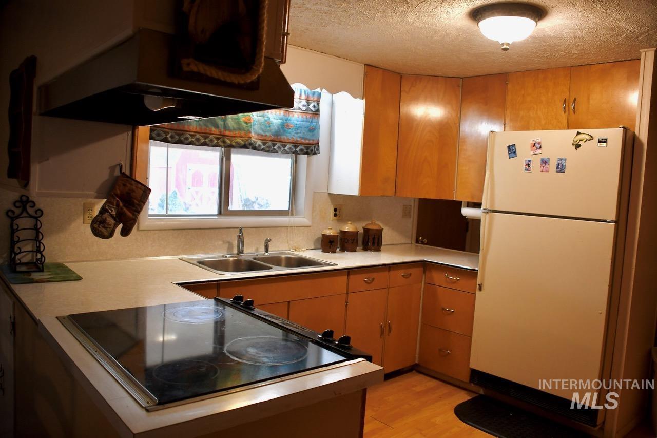 405 14th Street Rupert, ID 83350 - Photo 13 of 24