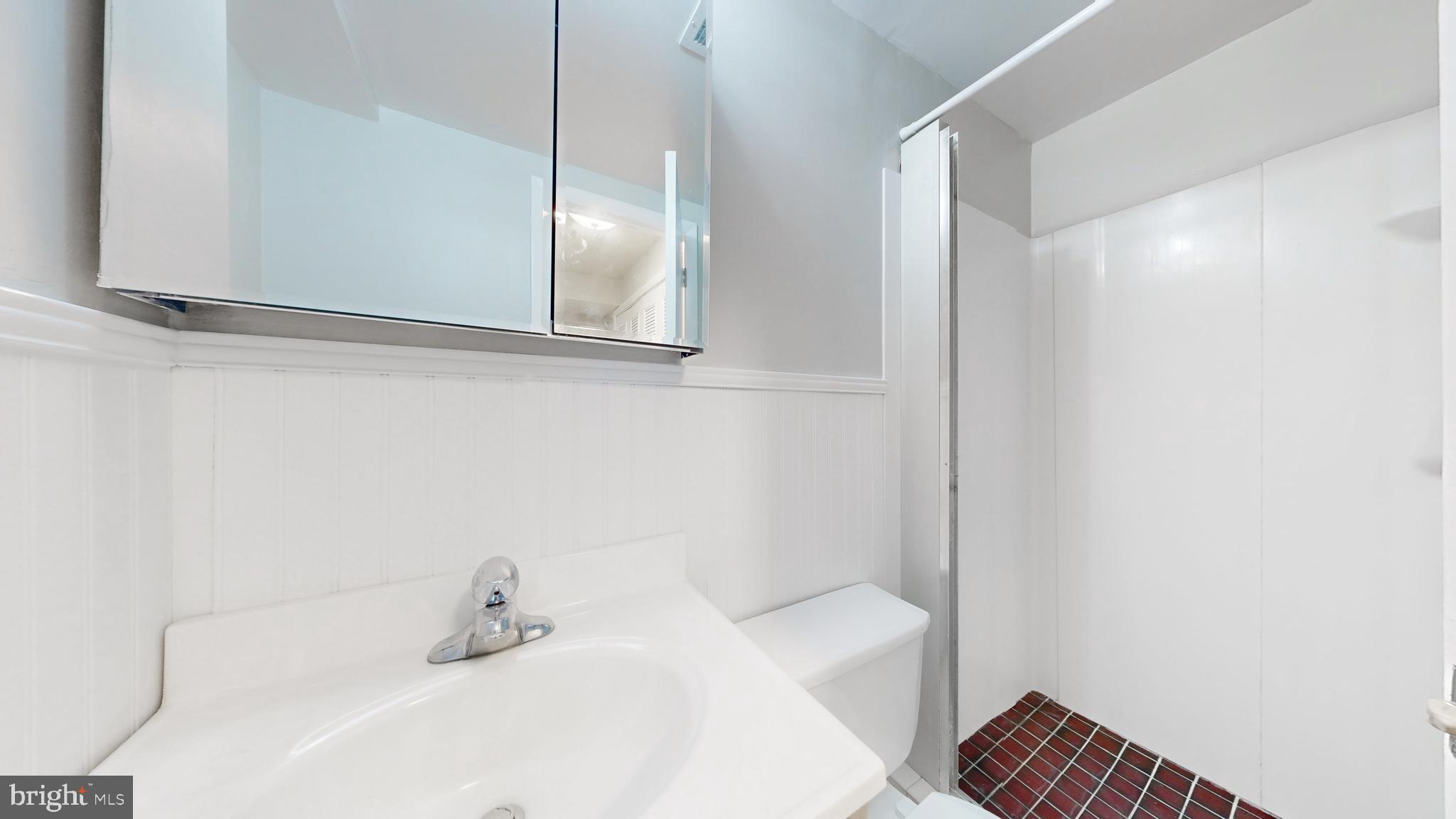 2245 September Drive Gambrills, MD 21054 - Photo 21 of 27 Full Bathroom - Lower level
