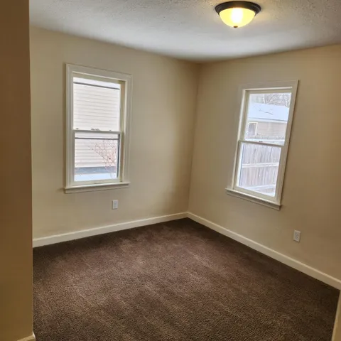 $189,900 | 719 Grand Avenue, Loves Park, IL 61111