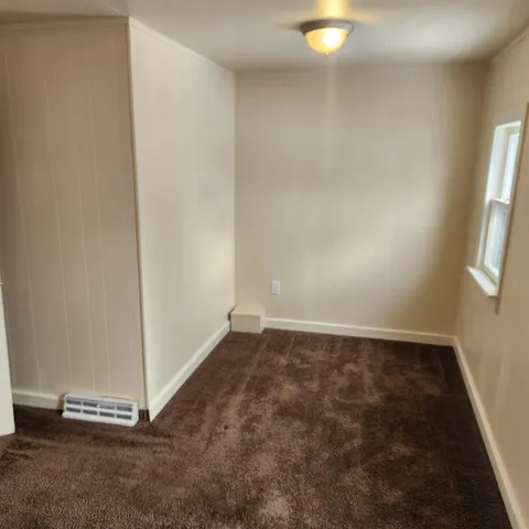 $189,900 | 719 Grand Avenue, Loves Park, IL 61111