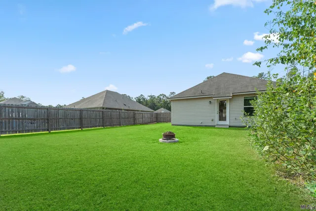 $215,000 | 13267 Janet Ann Lane, Walker, LA 70785