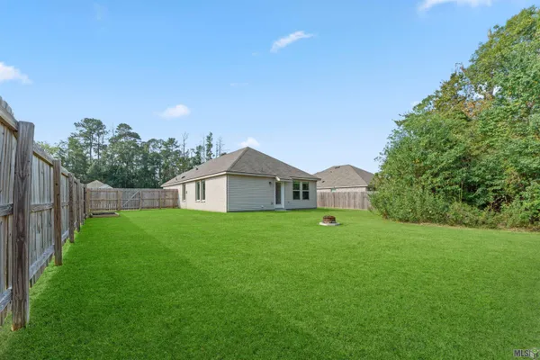 $215,000 | 13267 Janet Ann Lane, Walker, LA 70785