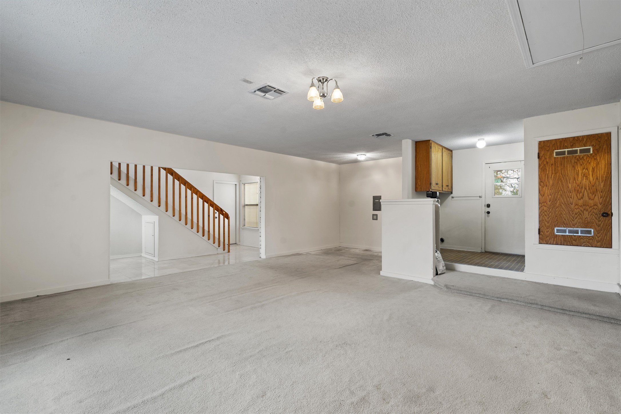 422 Patricia Road Georgetown, TX 78628 - Photo 24 of 39 a view of a hallway with closet area