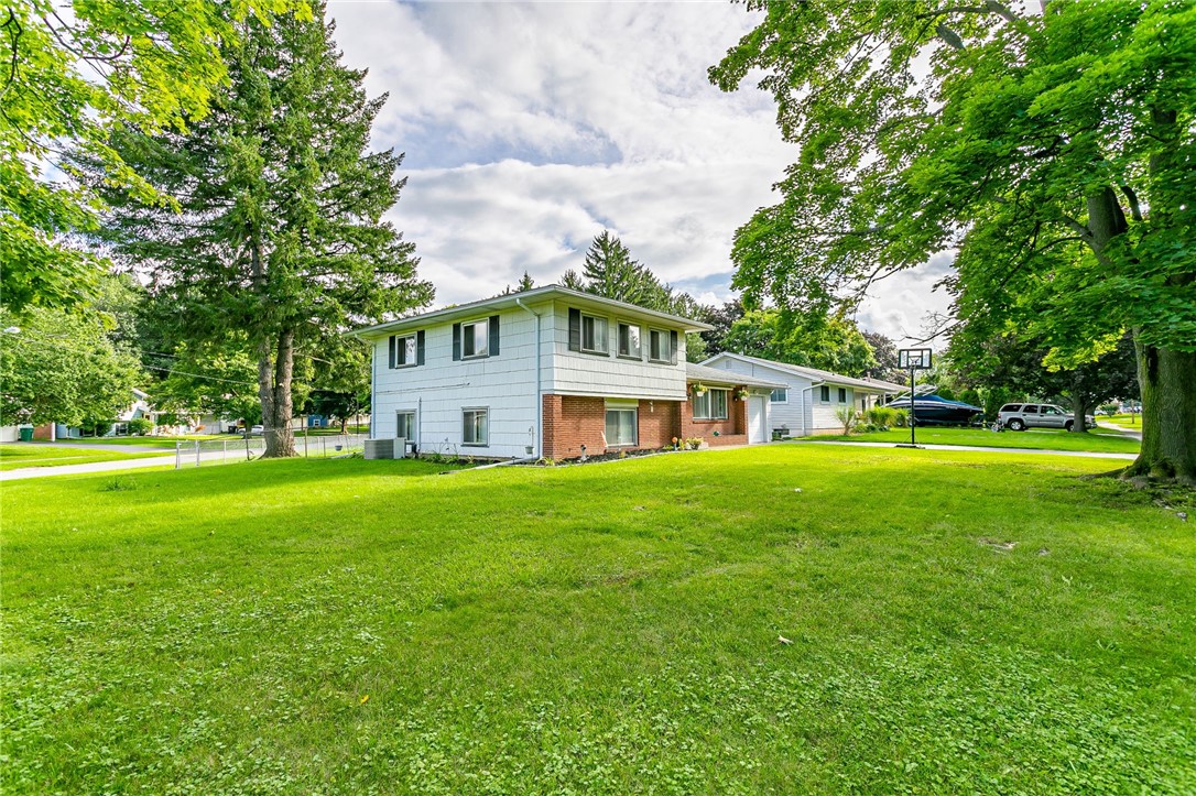 189 Lawson Road Greece, NY 14616 - Photo 15 of 21