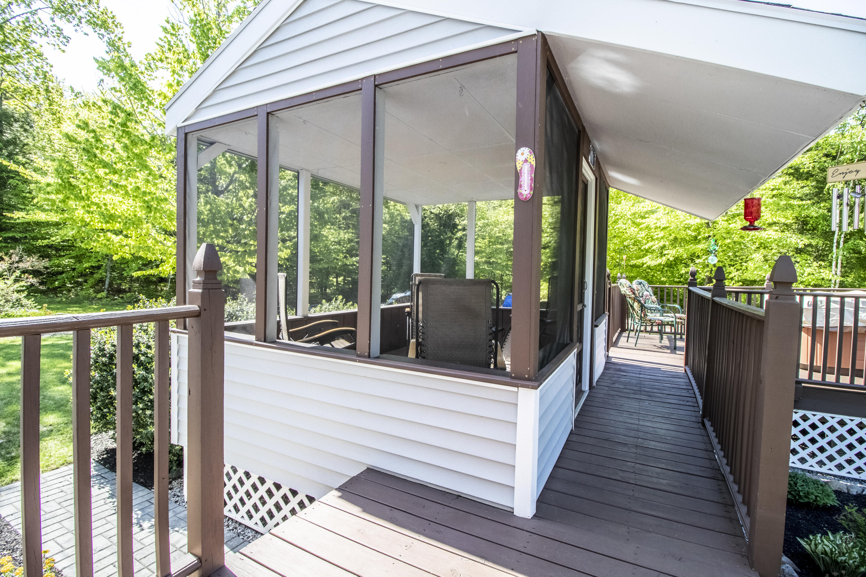 93 Knudsen Road Gray, ME 04039 - Photo 5 of 46 Screen Room