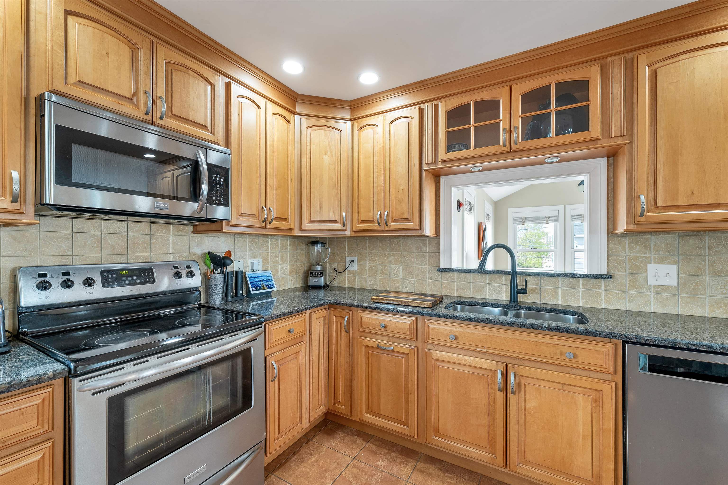4 Viking Street Hampton, NH 03842 - Photo 16 of 49
