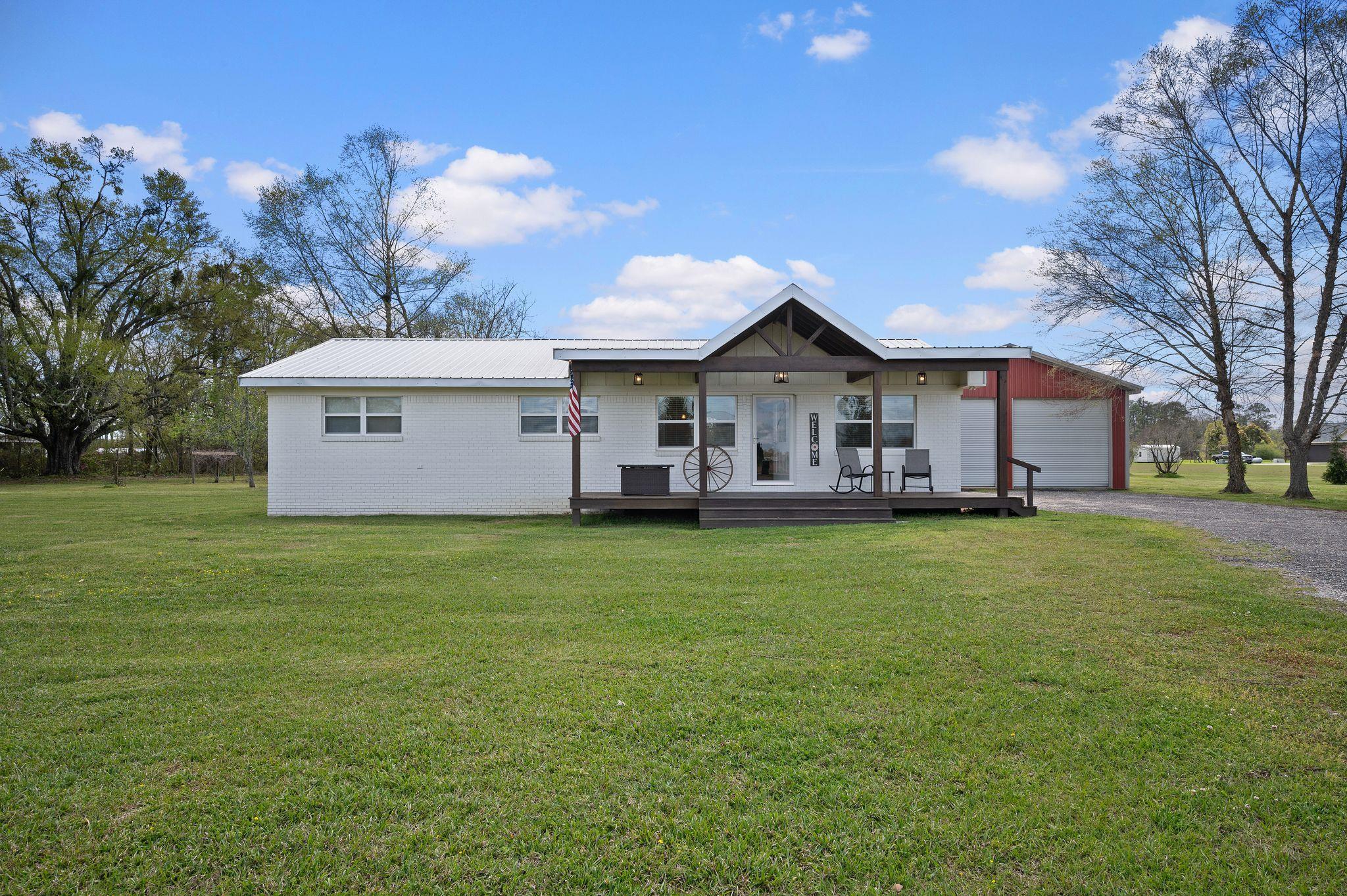 24924 Brewer Road Robertsdale, AL 36567 - Photo 1 of 33 Front Of Structure