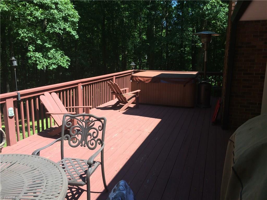 2634 Leonard Road Lexington, NC 27295 - Photo 3 of 24 Gallery Image 3