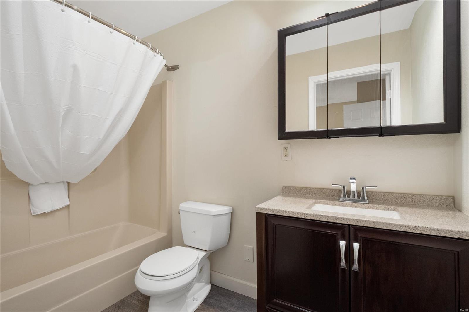 141 Shiloh Station Road Shiloh, IL 62269 - Photo 16 of 27 Gallery Image 16