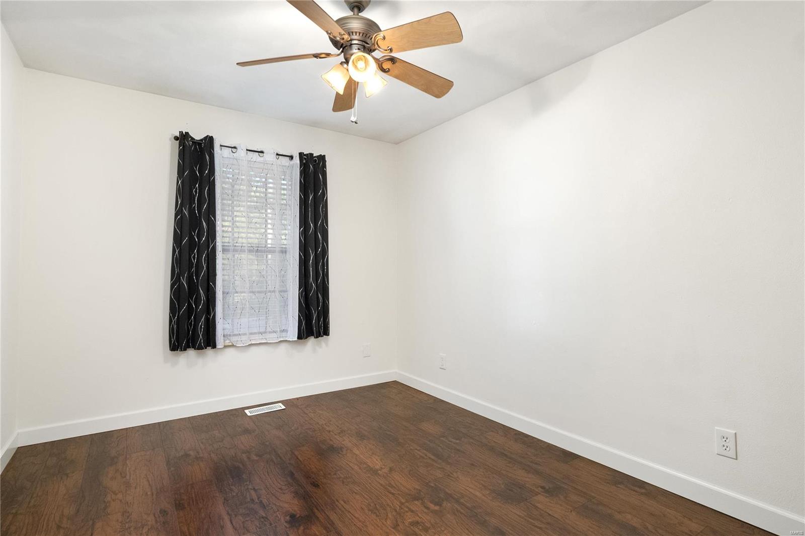 141 Shiloh Station Road Shiloh, IL 62269 - Photo 17 of 27 Gallery Image 17