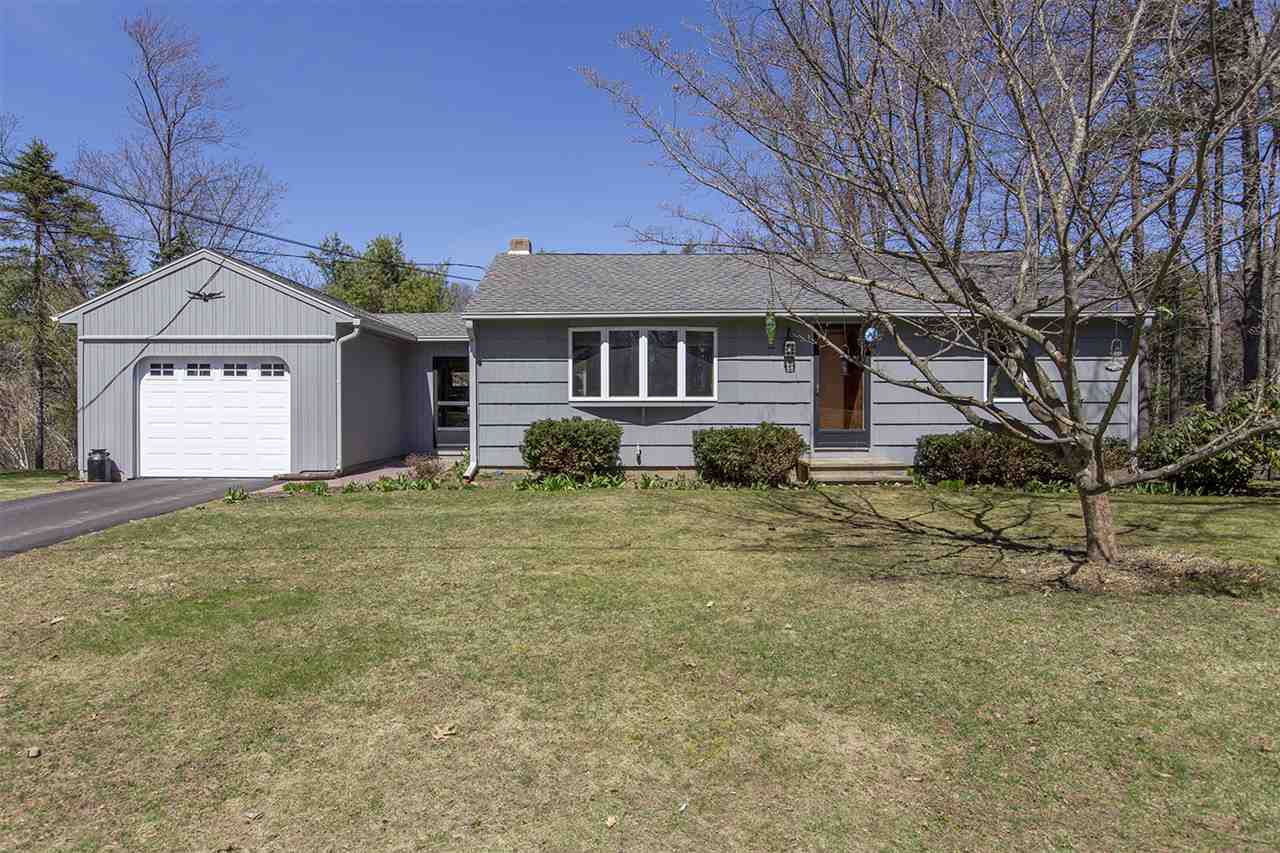 17 Fuller Lane Exeter, NH 03833 - Photo 1 of 38 Gallery Image 1