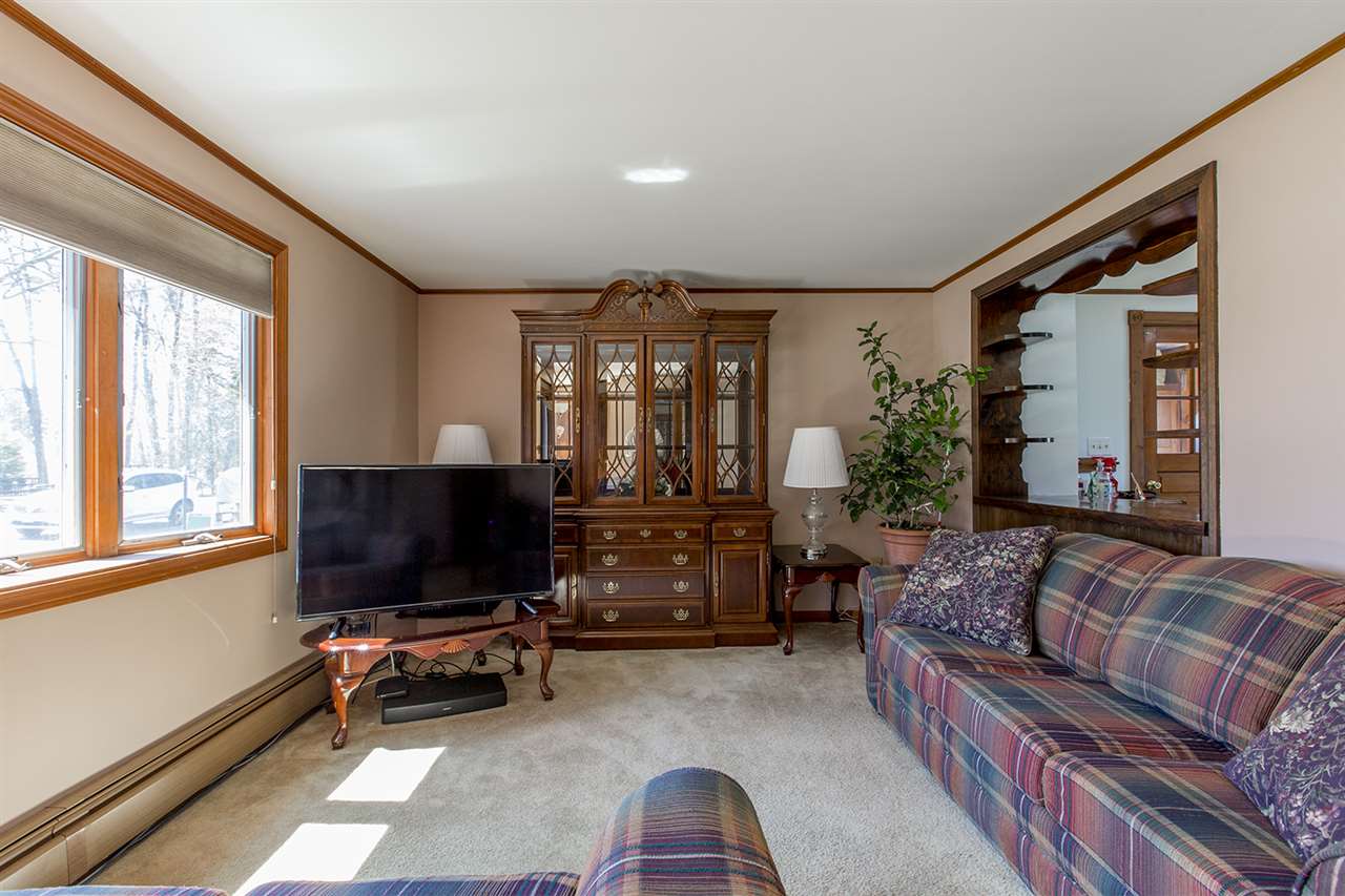 17 Fuller Lane Exeter, NH 03833 - Photo 12 of 38 Gallery Image 12