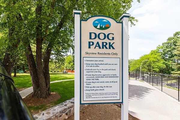 5700 Arlington Avenue, Unit 12T Bronx, NY 10471 - Photo 33 of 39 a sign on the side of a road