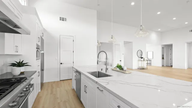 $3,799,999 | 16925 Old Coach Road, Poway, CA 92064