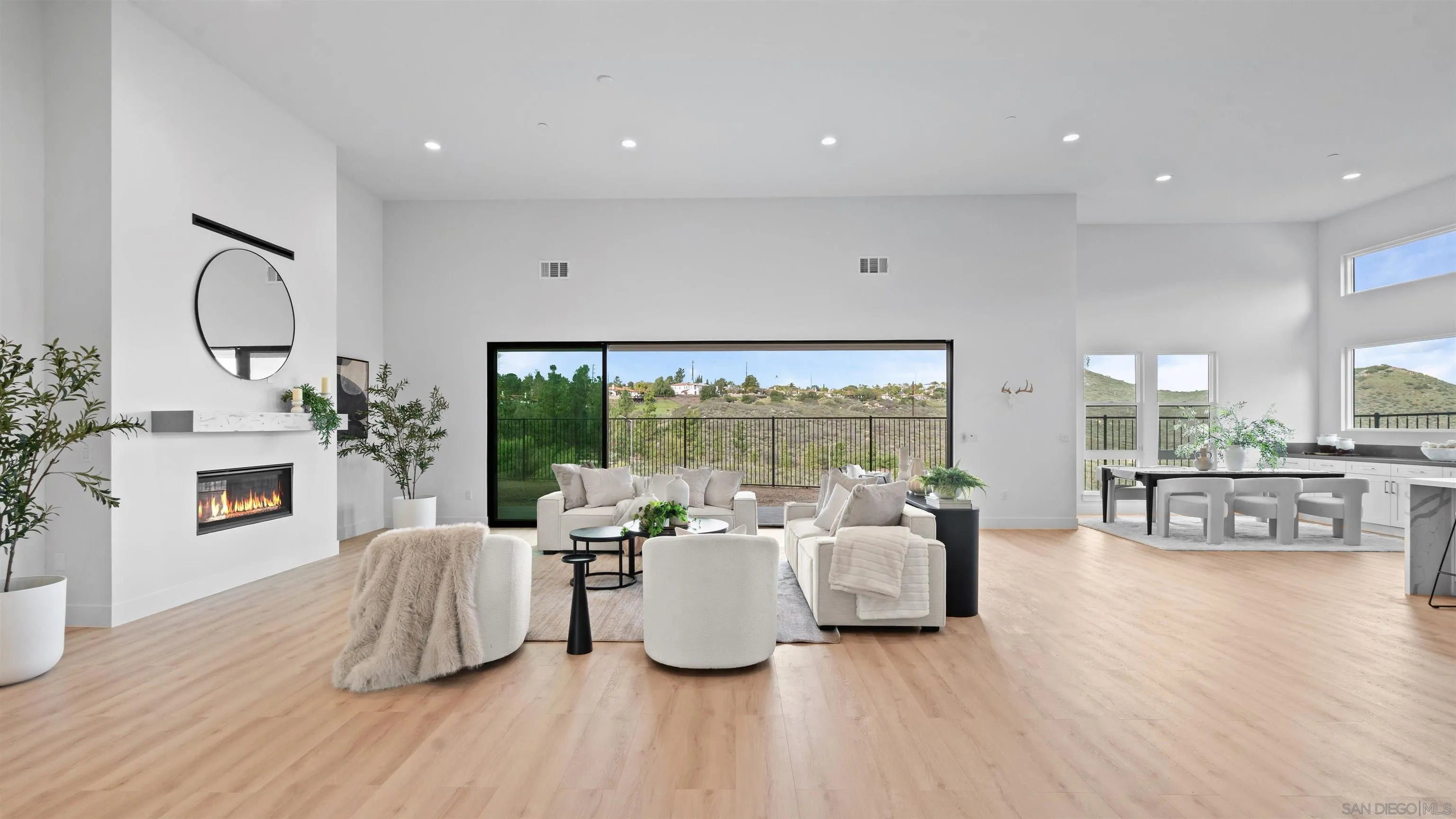 16925 Old Coach Road Poway, CA 92064 - Photo 5 of 53