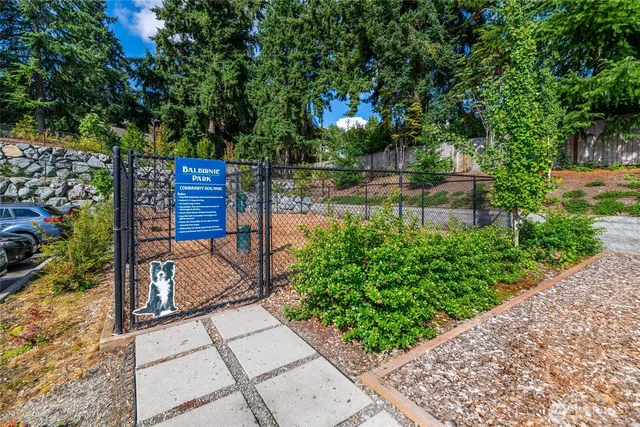 a view of outdoor space