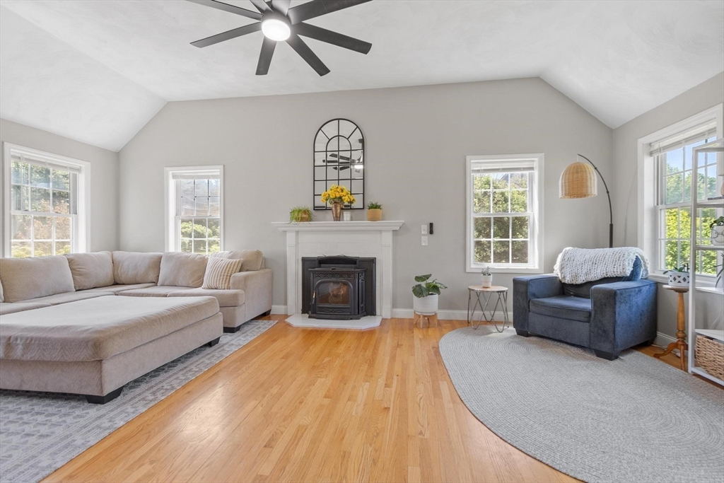 98 North End Road Townsend, MA 01469 - Photo 13 of 42