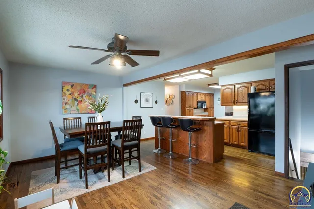 $350,000 | 1033 Southwest Marge Court, Topeka, KS 66615