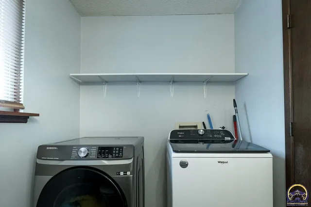 $350,000 | 1033 Southwest Marge Court, Topeka, KS 66615