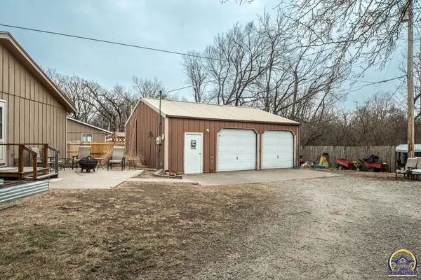 $320,500 | 1033 Southwest Marge Court, Topeka, KS 66615