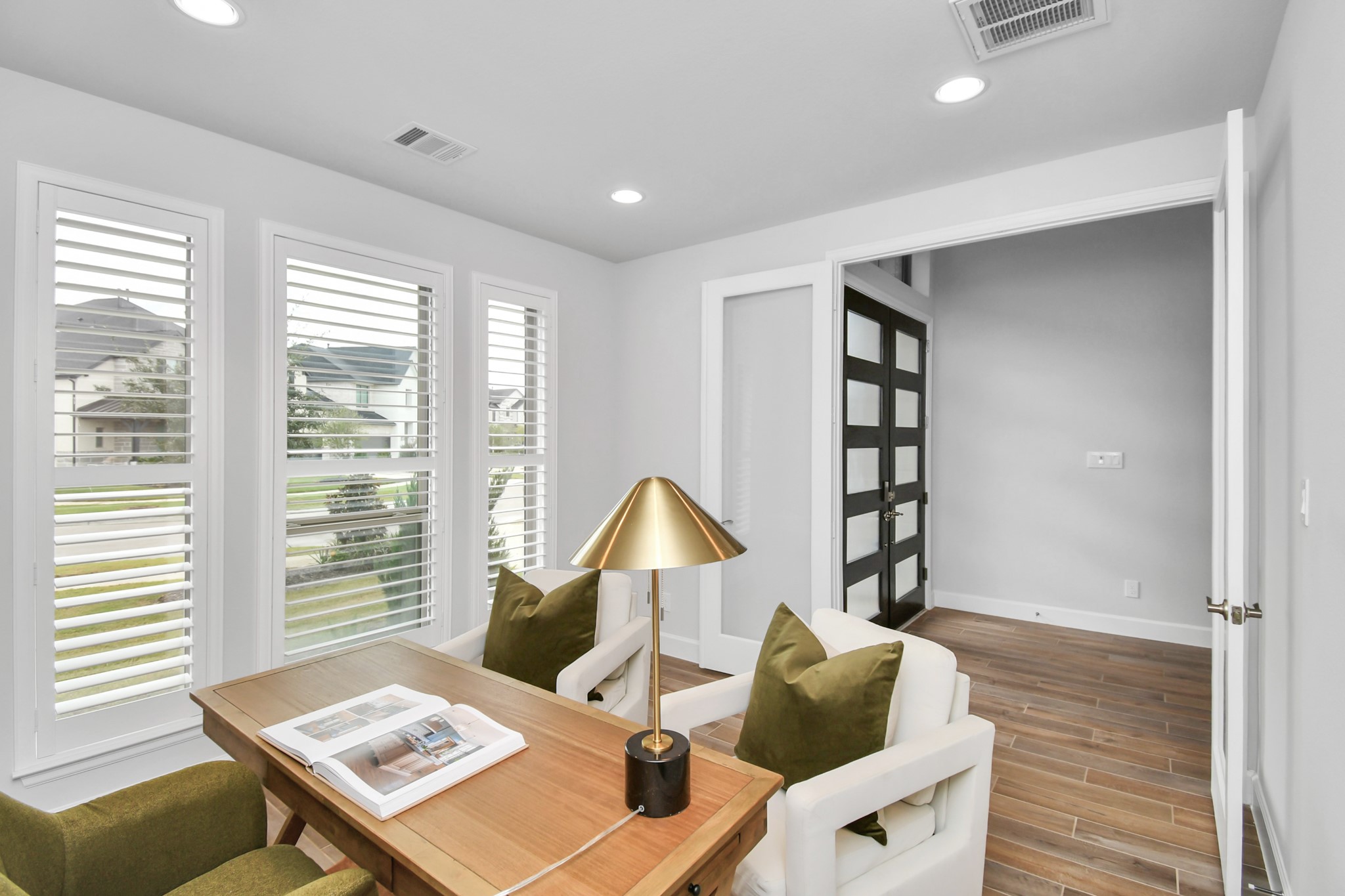 4827 Highland Strm Court Fulshear, TX 77441 - Photo 4 of 47