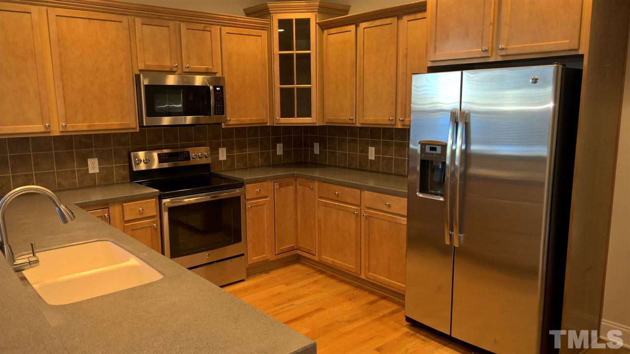 10571 Evergreen Spring Place Raleigh, NC 27614 - Photo 7 of 19