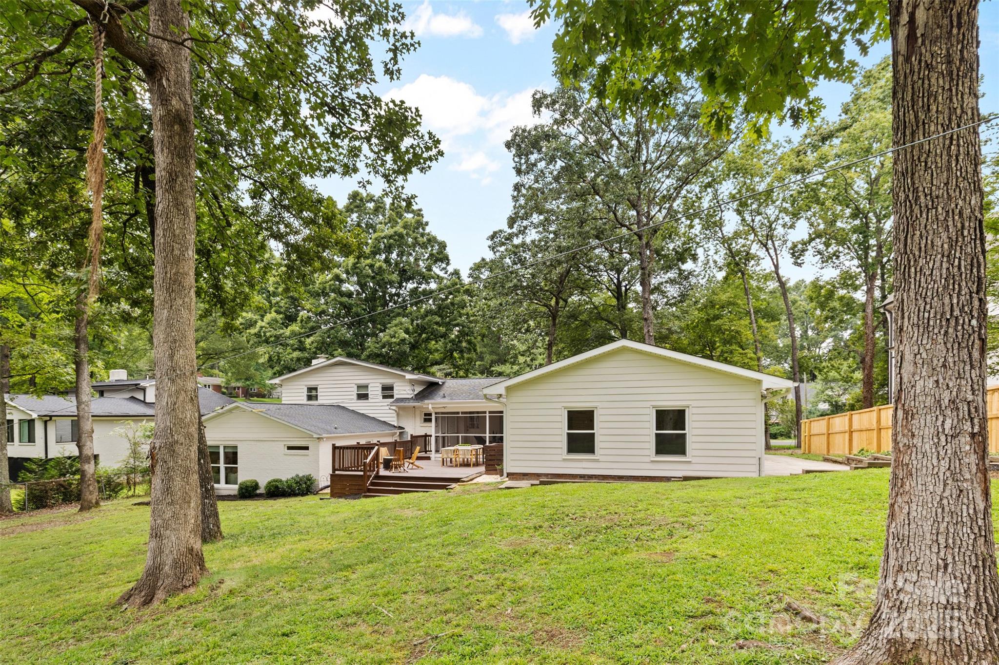 5611 Robinhood Road Charlotte, NC 28211 - Photo 44 of 48 a view of a yard in front of house