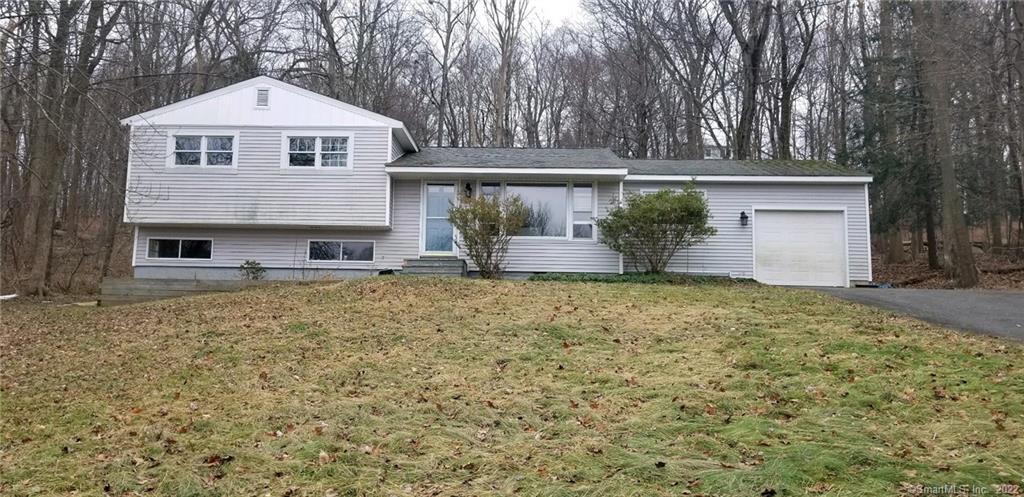 21 Sugarloaf Mountain Road Ridgefield, CT 06877 - Photo 1 of 1