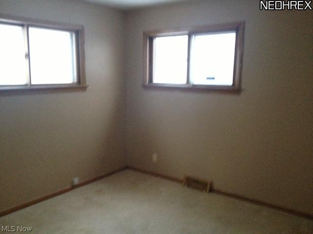 4074 Stonehaven Road Cleveland, OH 44121 - Photo 10 of 15