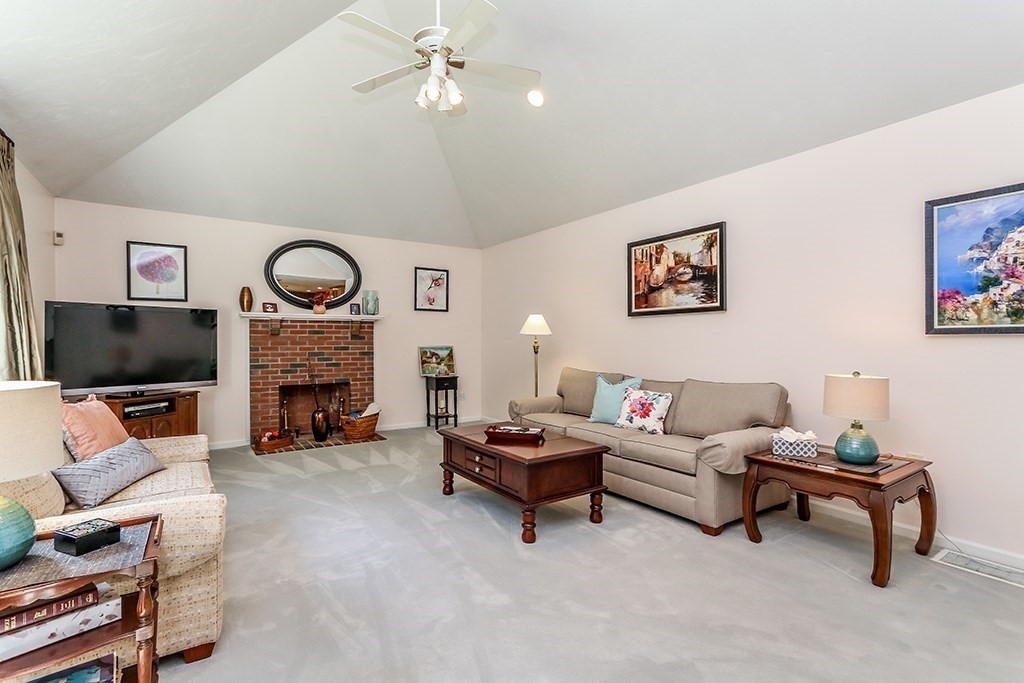 12 Horizons Road Sharon, MA 02067 - Photo 11 of 35 Gallery Image 11