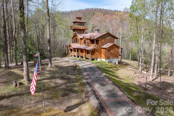 $1,950,000 | 716 Peppervine Circle, Rosman, NC 28772