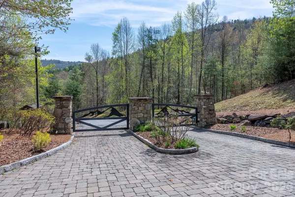 $1,950,000 | 716 Peppervine Circle, Rosman, NC 28772