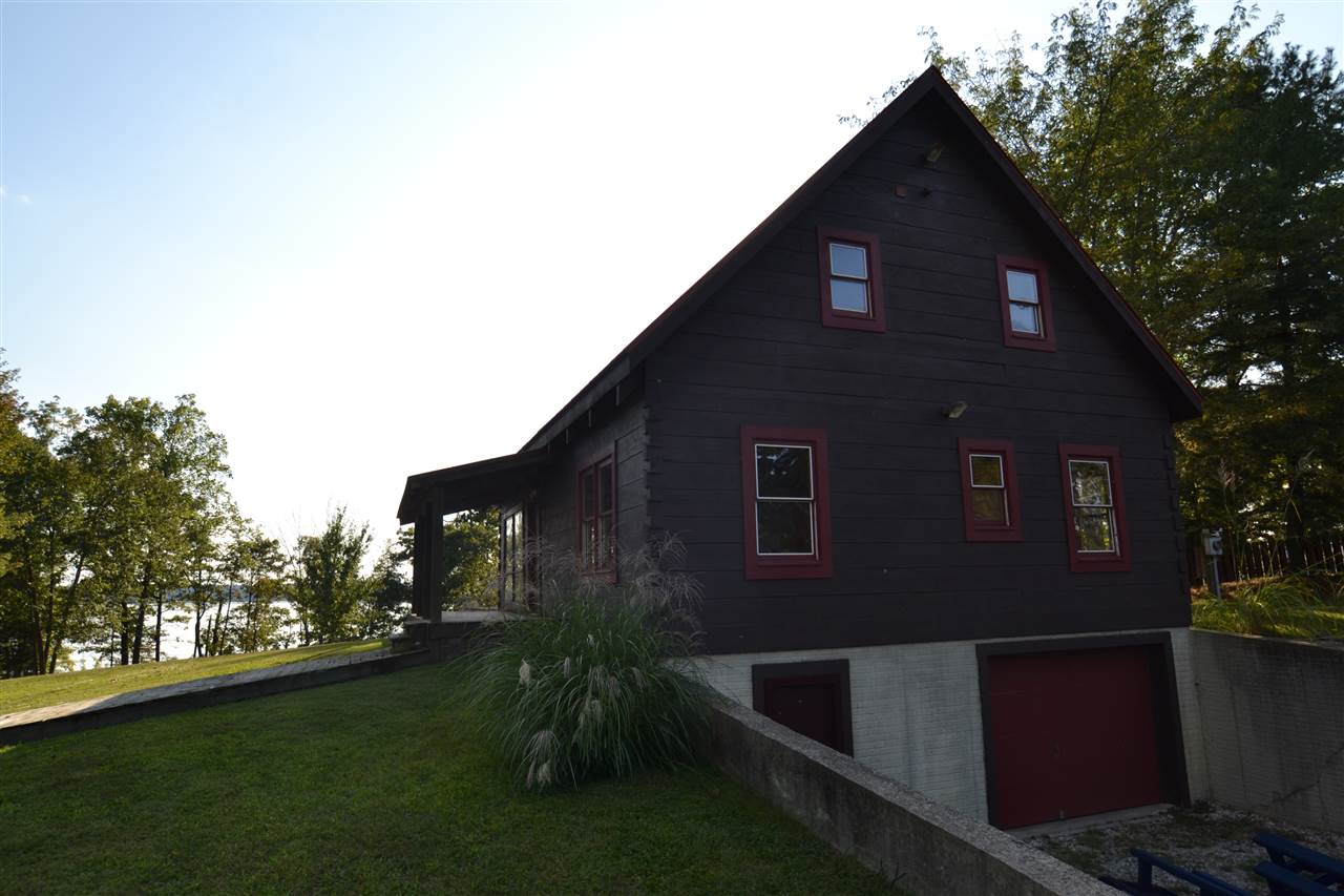 8043 Hardin Ridge Road Heltonville, IN 47436 - Photo 8 of 24 Gallery Image 8