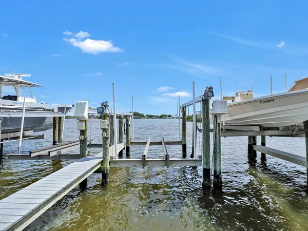 $1,289,500 | 8013 Key West Conch Drive, Riverview, FL 33578