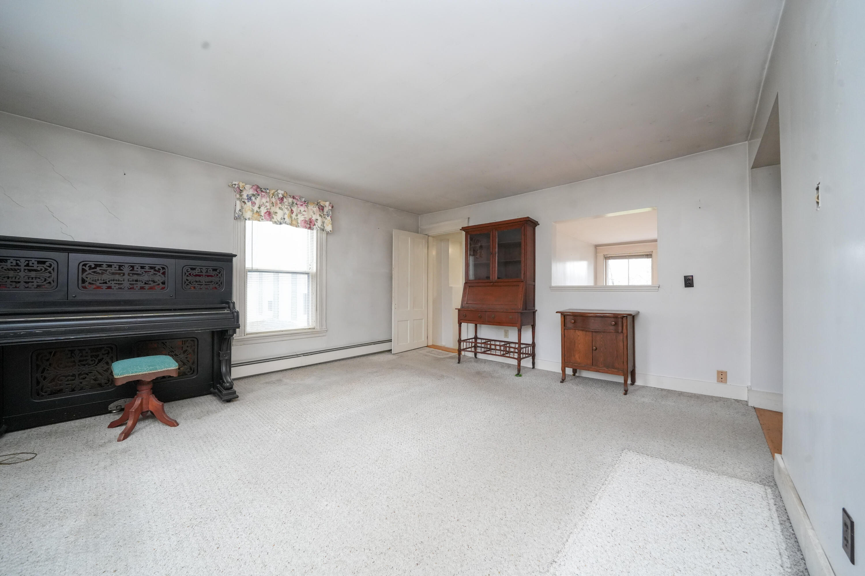 59 Wing Street Bangor, ME 04401 - Photo 16 of 29 Room
