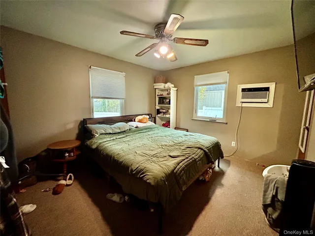 $925,000 | 839 Pine Avenue, West Islip, NY 11795