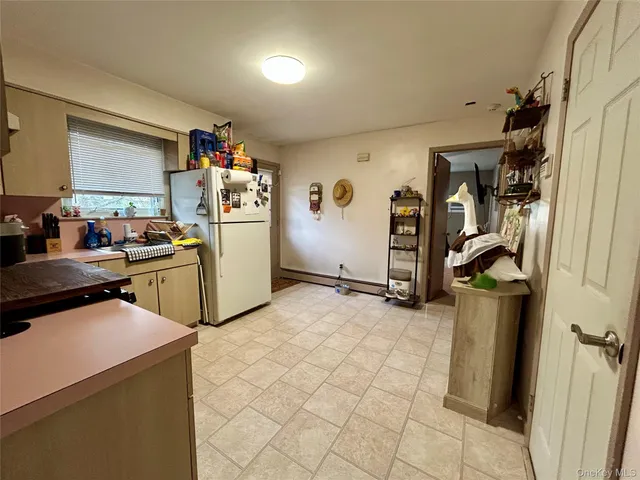 $925,000 | 839 Pine Avenue, West Islip, NY 11795