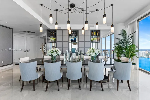 $25,000,000 | 17901 Collins Avenue, Unit TS4205, Sunny Isles Beach, FL 33160