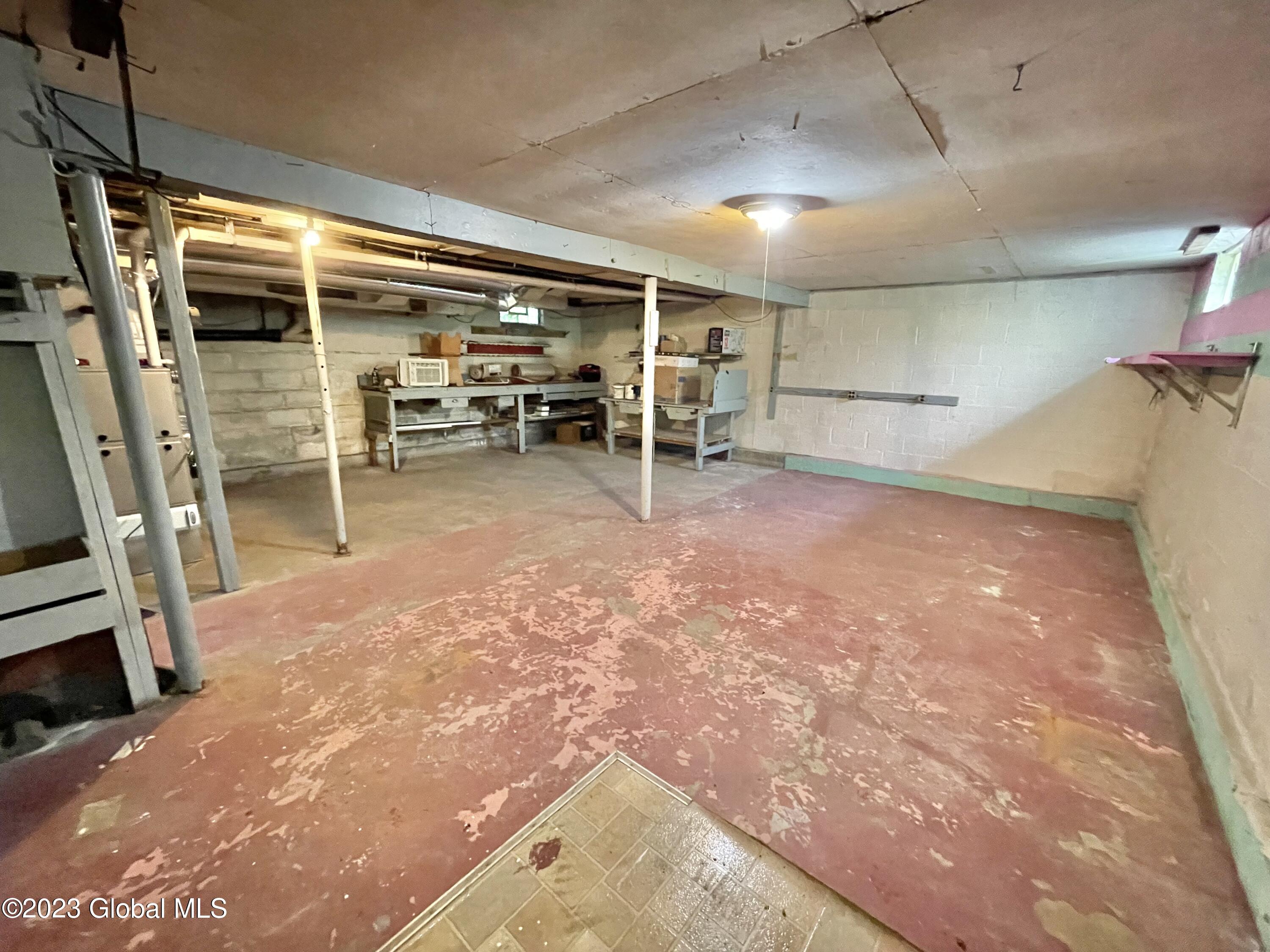 320 Kings Road Schenectady, NY 12304 - Photo 21 of 28 Full Basement