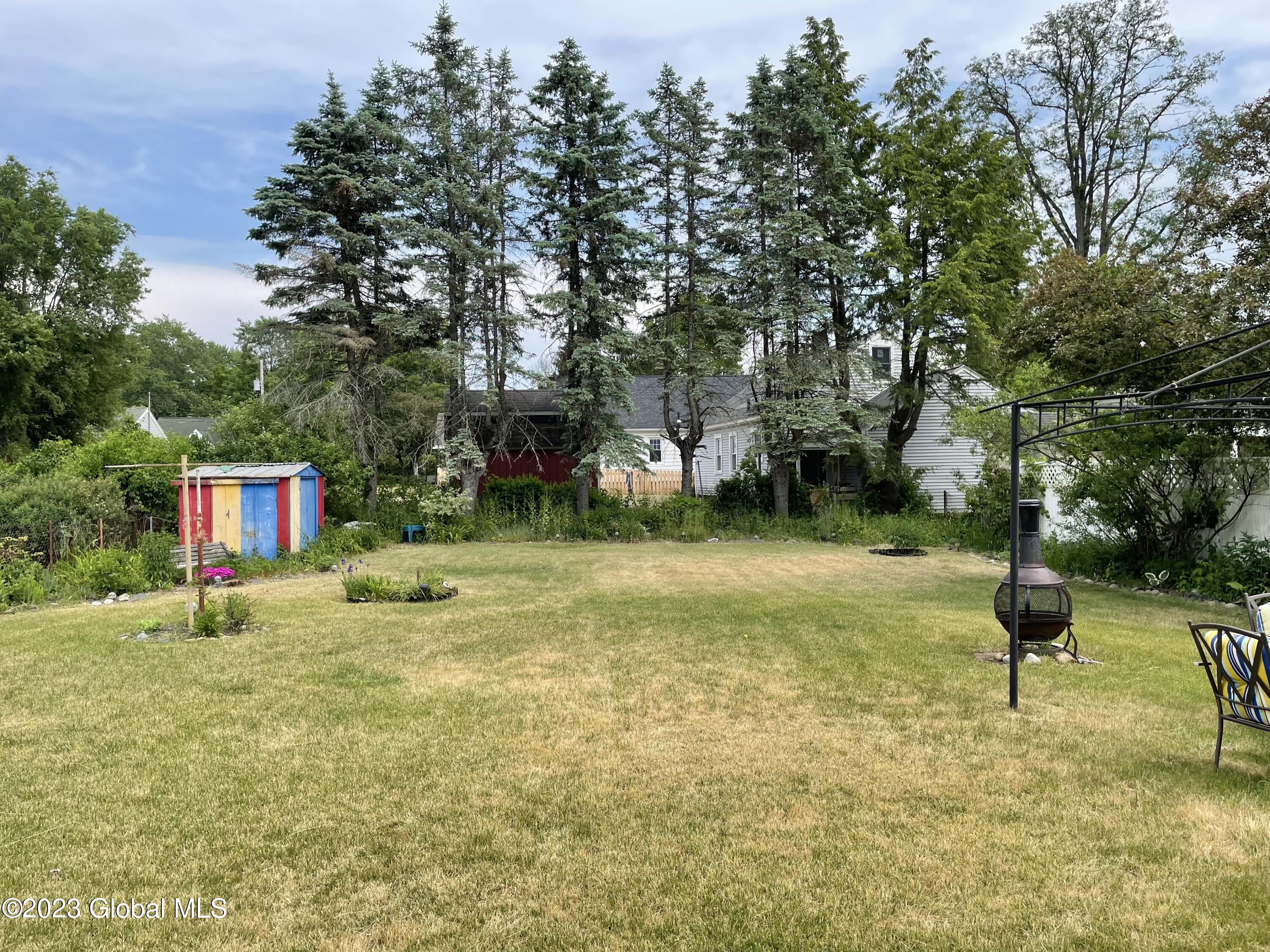 320 Kings Road Schenectady, NY 12304 - Photo 23 of 28 Backyard