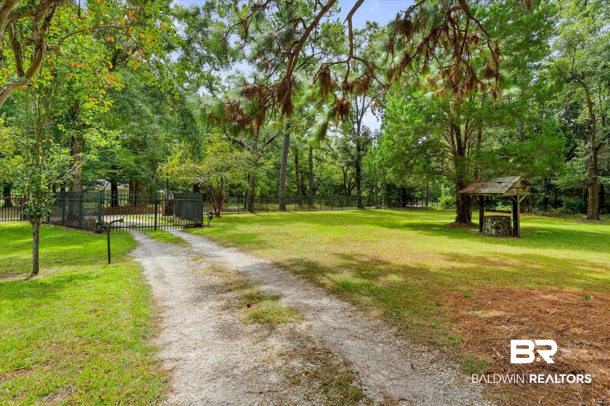 2228 Riverside Drive Mobile, AL 36605 - Photo 45 of 51 View of street