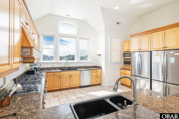 $3,150,000 | 455 Pipsis Point Road, Corolla, NC 27927