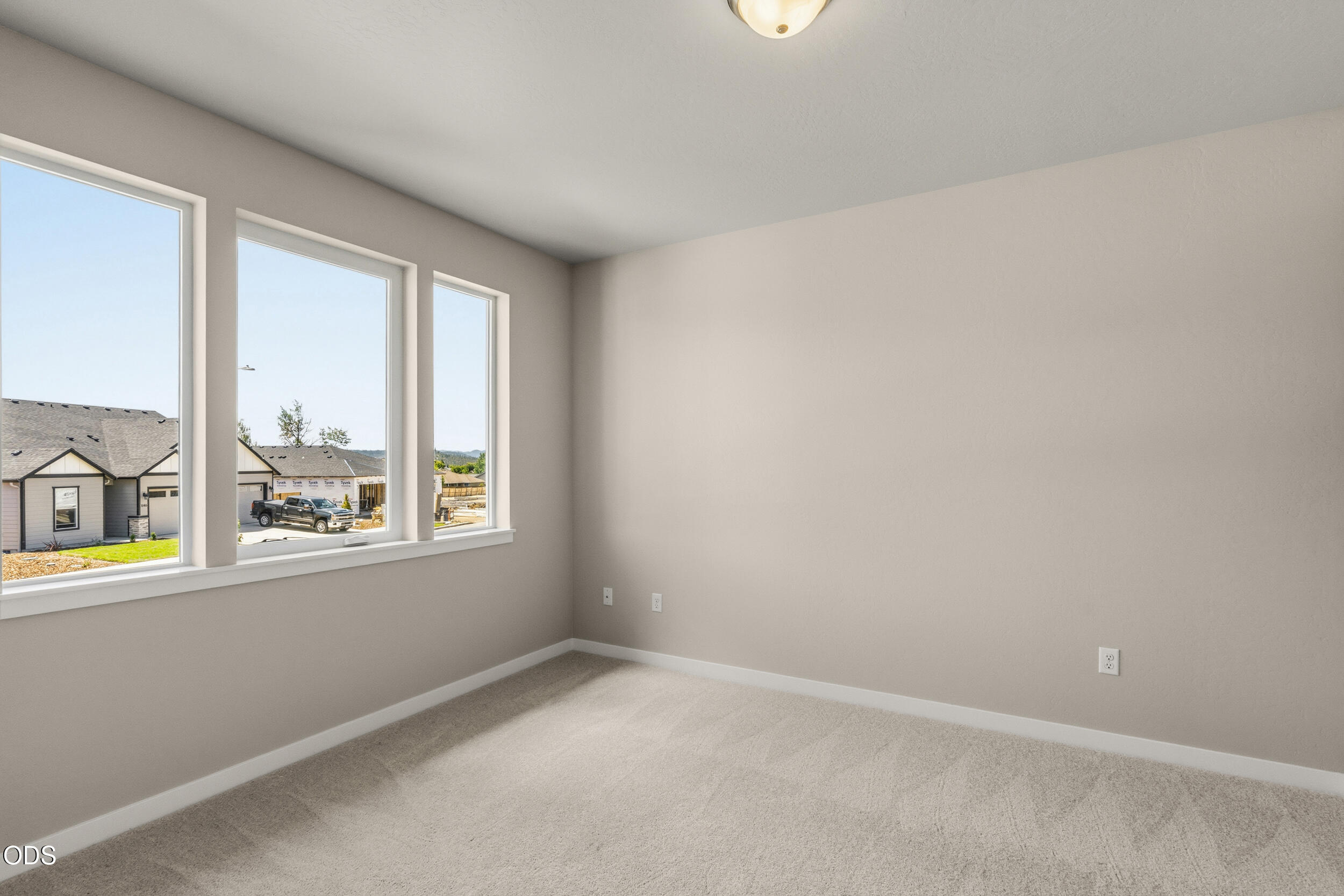 1153 Pumpkin Ridge, Unit 322 Eagle Point, OR 97524 - Photo 21 of 29