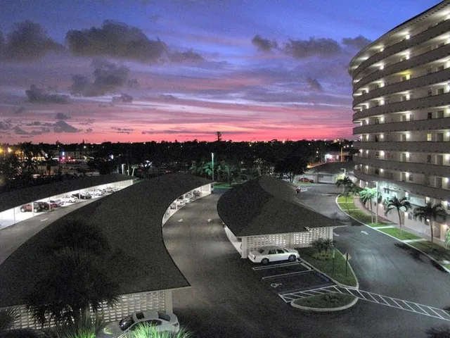 $3,000 | 1301 East Hillsboro Boulevard, Unit 205, Deerfield Beach, FL 33441