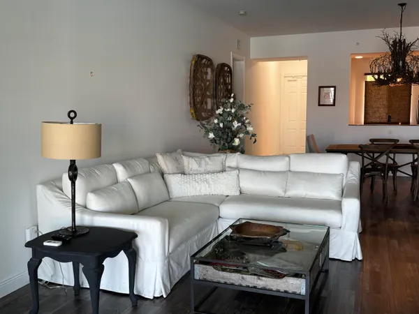 $2,900 | 12 Harbour Isle Drive West, Unit 306, Fort Pierce, FL 34949